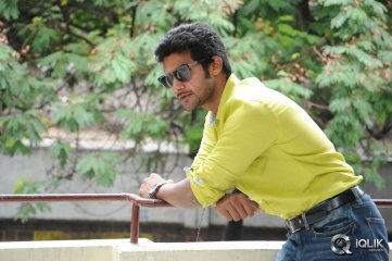 Aadi-Pyaar-Mein-Padipoyane-Press-Meet-Photos